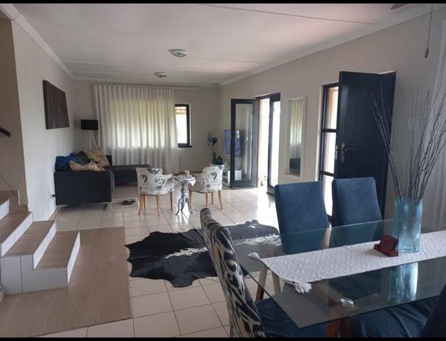 3 BEDROOM HOUSE FOR SALE IN CARRINGTON HEIGHTS